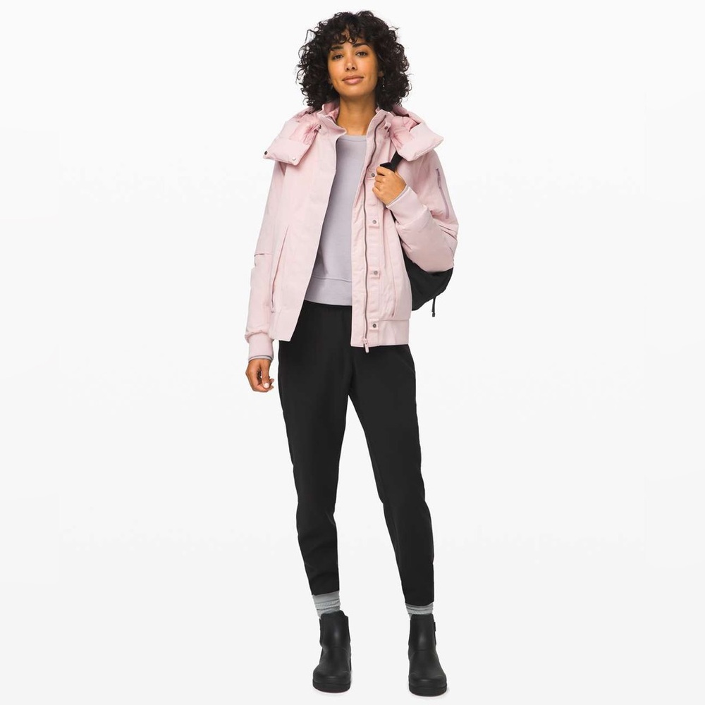 Lululemon Winter Warrior Coat•Bomber Goose Down Glyde•Porcelain Pink•FLAWLESS•4 - Picture 6 of 16